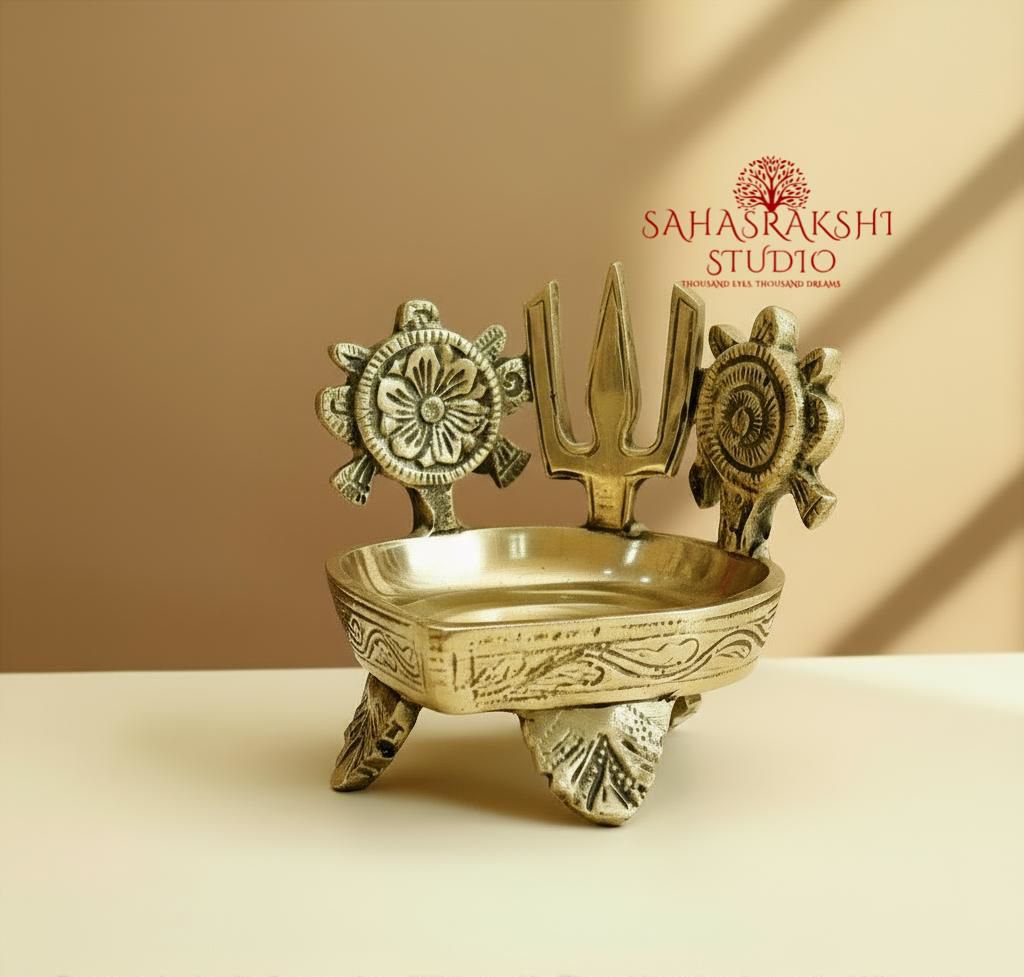 Govinda Namam Diya| Shanku Chakra Nama Deepam | Vishnu Villakku Deepam - Pure Brass Premium