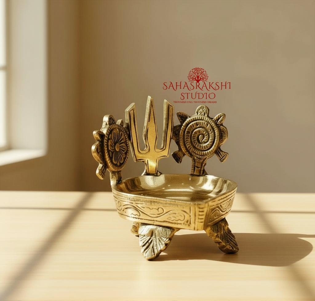 Govinda Namam Diya| Shanku Chakra Nama Deepam | Vishnu Villakku Deepam - Pure Brass Premium