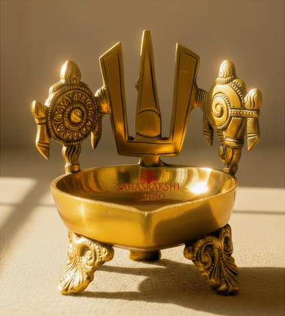 Govinda Namam Diya| Shanku Chakra Nama Deepam | Vishnu Villakku Deepam - Pure Brass Premium